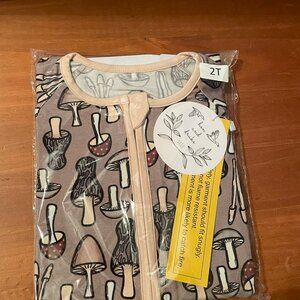 Hen and Drake Mushroom Bamboo 2T